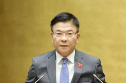Quốc hội giao Chính phủ chủ động sử dụng nguồn tích lũy để thực hiện các chế độ tiền lương