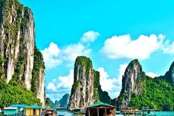 Quảng Ninh dự kiến đón thêm 2,85 triệu lượt khách 2 tháng cuối năm 2025