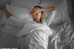 Ý nghĩa ẩn giấu của 10 giấc mơ phổ biến: Răng rụng, ngã, đi thi chưa ôn bài...