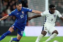 Anh 2-0 Serbia, Saka và Eze nâng chuỗi thắng lên 7