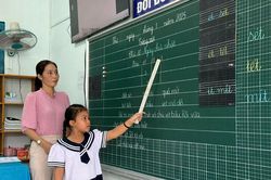 Giữ tiếng đọc bài trên cồn Phó Ba