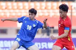 Tài năng trẻ Thanh Hóa lỡ cơ hội cực đáng tiếc, U22 Việt Nam thua tối thiểu U22 Uzbekistan