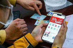 Hà Nội: Làm sạch dữ liệu phương tiện và Giấy phép lái xe thế nào?