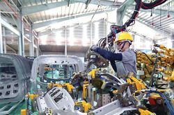 Nhiều chỉ số khởi sắc, mục tiêu tăng trưởng GDP đạt 8% 'trong tầm tay'