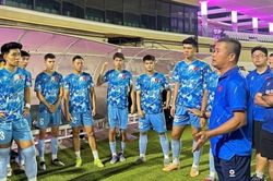 HLV Đinh Hồng Vinh tiếp lửa U22 Việt Nam trước Uzbekistan