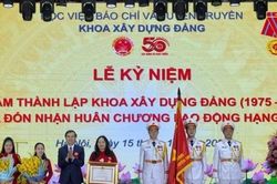 Khoa Xây dựng Đảng (Học viện Báo chí và Tuyên truyền) kỷ niệm 50 năm thành lập và đón nhận Huân chương Lao động hạng Ba