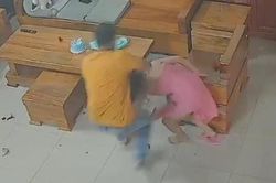 Khởi tố đối tượng hành hung, đe dọa sát hại bạn gái cũ
