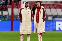 Bayern 'đóng băng' 208 triệu euro sau 10 vòng Bundesliga