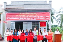 Ủy ban MTTQ Việt Nam tỉnh Cà Mau khánh thành 50 căn nhà Đại đoàn kết