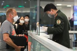 Điểm mới mức phạt vi phạm về xuất cảnh, nhập cảnh tại Việt Nam, nhiều quy định thay đổi người dân nên biết