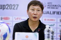 Tin nóng bóng đá Việt hôm nay 18/11: U22 Việt Nam tự tin đối đầu U22 Hàn Quốc; Họp báo trận Việt Nam gặp Lào