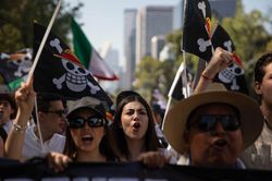 Video Gen Z biểu tình chống tham nhũng và bạo lực ở Mexico
