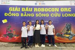 'Dù công nghệ thay đổi nhanh đến đâu, người thầy vẫn là điểm tựa giúp học trò trưởng thành'