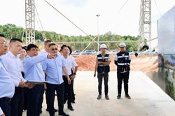 Phó Thủ tướng Nguyễn Chí Dũng kiểm tra các dự án phục vụ Hội nghị APEC năm 2027
