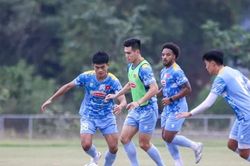 Việt Nam sẵn sàng đấu Lào, HLV Kim Sang Sik chốt miếng cuối