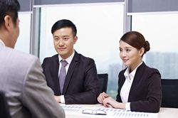 Kinh nghiệm quản lý công chức làm ngoài giờ của Trung Quốc
