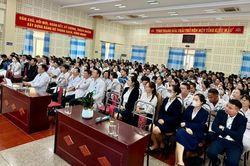 Tập huấn 'Thay đổi phong cách, thái độ phục vụ - Nâng cao chất lượng dịch vụ y tế hướng đến sự hài lòng người bệnh'