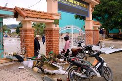 Lâm Đồng: 'Thị trấn cổ D'ran' tan hoang sau lũ