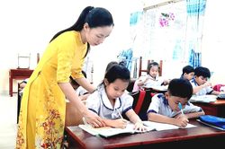 Cô giáo nén nỗi đau riêng, gieo mầm thiện nguyện
