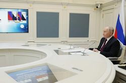 Ông Putin cam kết hỗ trợ lâu dài cho nhà máy điện hạt nhân đầu tiên của Ai Cập