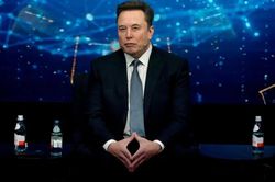 Elon Musk dự đoán sốc về tương lai: Công việc trở thành 'tùy chọn', tiền bạc 'vô nghĩa' vì AI