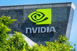 Nvidia có doanh thu vượt kỳ vọng