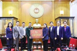 Gần 1.390 tỷ đồng đăng ký ủng hộ đồng bào vùng lũ