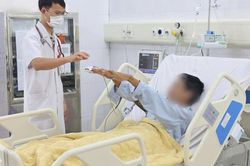 Người đàn ông 53 tuổi ở Quảng Ninh bất ngờ nguy kịch sau khi ăn cá nhiễm phải độc tố