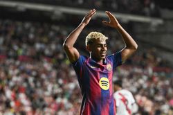 Ở Barcelona, Yamal viết tiếp lịch sử Camp Nou