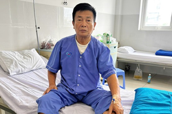 Cựu chiến binh vượt lũ cứu dân
