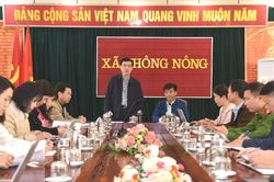 Báo Cao Bằng làm việc với Đảng ủy, UBND xã Thông Nông
