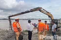 Đồng Tháp: Tăng cường xử lý vi phạm về đăng ký, đăng kiểm và bến bãi tập kết vật liệu xây dựng trên đường thủy nội địa