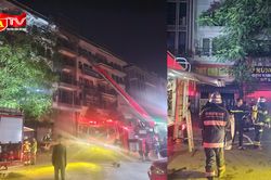Công an Hà Nội giải cứu 5 người thoát khỏi vụ cháy lúc rạng sáng
