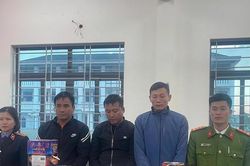 Nghệ An: Bắt quả tang các đối tượng mua bán, tàng trữ pháo nổ