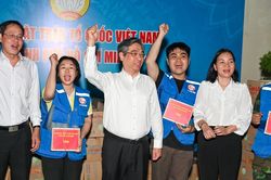Những chuyến xe chở tấm lòng của TPHCM về khúc ruột miền Trung