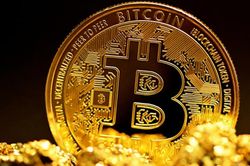 Dow Jones chờ tín hiệu, Bitcoin bật tăng