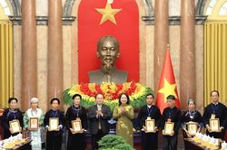 Phó Chủ tịch nước Võ Thị Ánh Xuân gặp mặt Đoàn đại biểu dân tộc thiểu số tỉnh Cao Bằng
