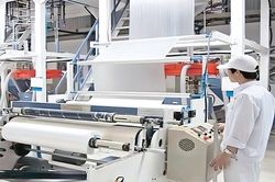 Doanh nghiệp công nghiệp nỗ lực giữ nhịp tăng trưởng