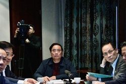 Thủ tướng Phạm Minh Chính chủ trì cuộc họp khẩn trực tuyến từ Nam Phi về ứng phó mưa lũ, thiên tai