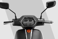 Xe máy điện giá 26 triệu đồng ở Việt Nam thiết kế hiện đại, pin siêu bền gần 2.500W, rẻ hơn Vision, chỉ ngang xe số Wave Alpha