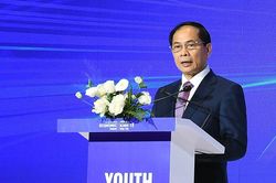 'Dân số vàng' không thể chuyển hóa thành 'năng lực vàng' nếu thế hệ trẻ không chủ động vươn lên