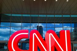 CNN rút nội dung khỏi Apple News