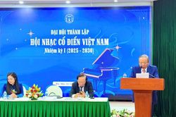 Tiến sĩ Nguyễn Văn Thân được bầu giữ chức Chủ tịch Hội Nhạc cổ điển Việt Nam