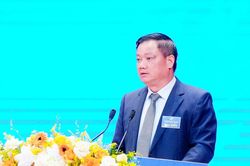 Bí thư Tỉnh ủy Nguyễn Khắc Thận: Phụ nữ Nghệ An phải là trung tâm đoàn kết trong gia đình - cộng đồng - xã hội