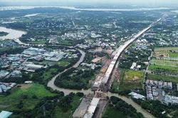 Vành đai 3 TP.HCM chậm do mưa và thiếu đá, Phó Thủ tướng chỉ đạo 'vượt khó để về đích'