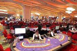 Cho phép người Việt Nam đủ điều kiện vào chơi casino tại Phú Quốc, Hồ Tràm và Vân Đồn