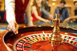 Cho phép người Việt vào chơi casino ở Phú Quốc, Hồ Tràm và Vân Đồn