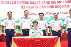 Bộ Tư lệnh V&ugrave;ng Cảnh s&aacute;t biển 4: Ph&aacute;t động cao điểm đấu tranh ph&ograve;ng, chống tội phạm