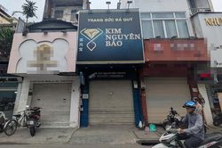 Công an xác minh vụ chủ tiệm vàng bị hàng loạt khách 'tố' lừa đảo