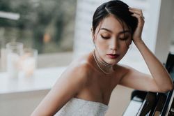 Nữ diễn viên rời showbiz sang Mỹ lập nghiệp nay thông báo mắc bệnh, có ý nghĩ quyên sinh gây lo lắng